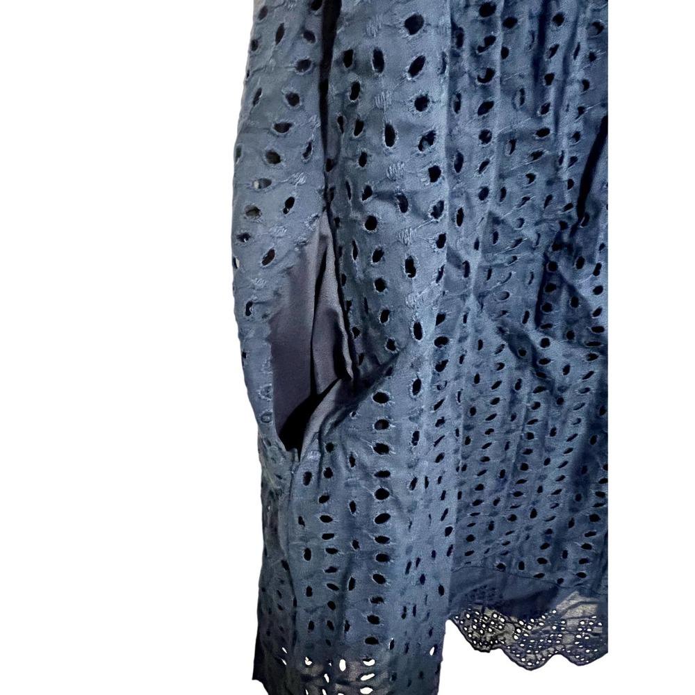 Women’s  Mini Blue Dress with Built in Shorts Underneath Eyelet lace Size Large - Picture 6 of 7